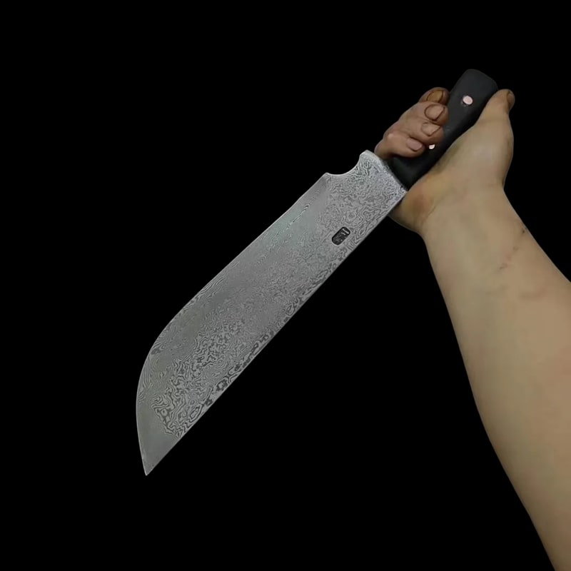 Machette japonaise artisanale en acier damas tenue à la main – Couteaux Bushido
