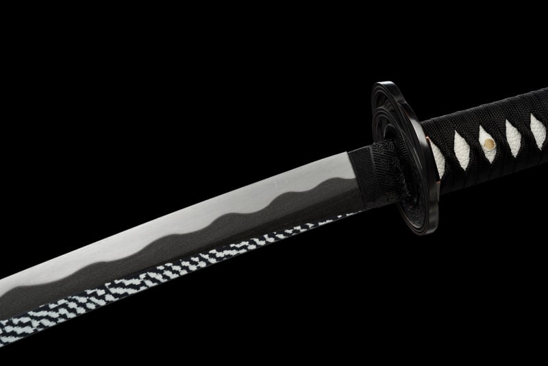 Garde de couleur en alliage de zinc qui sépare lame du manche du katana moonveil