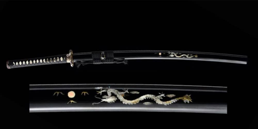 fourreau saya de katana avec dragon incrusté