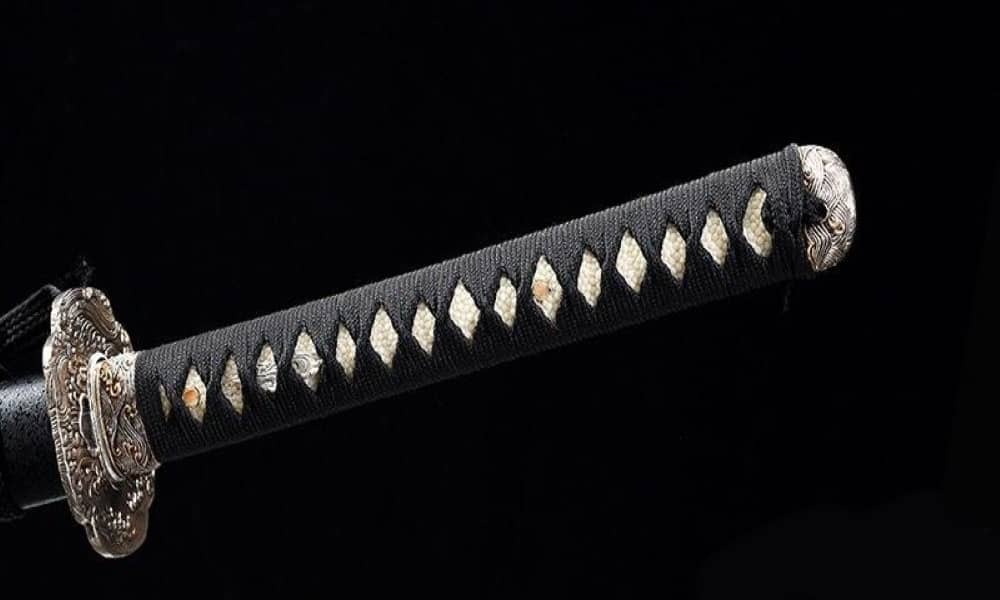 Katana artisanal Ice Steel lame unokubi zukuri
