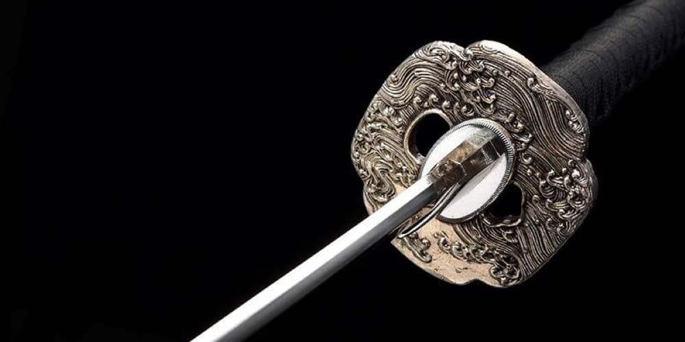 Katana artisanal Ice Steel lame unokubi zukuri