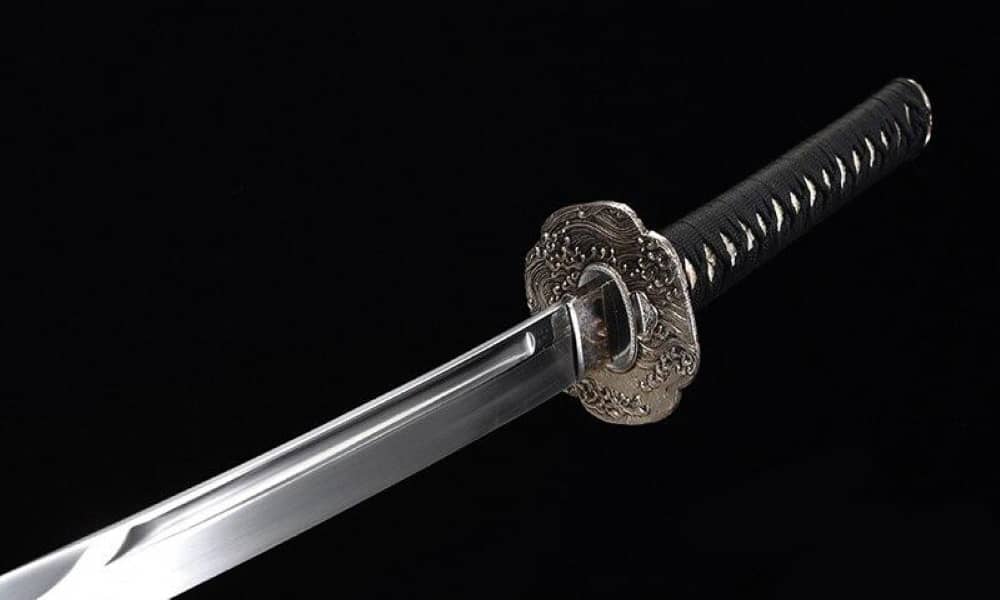 Katana artisanal Ice Steel lame unokubi zukuri