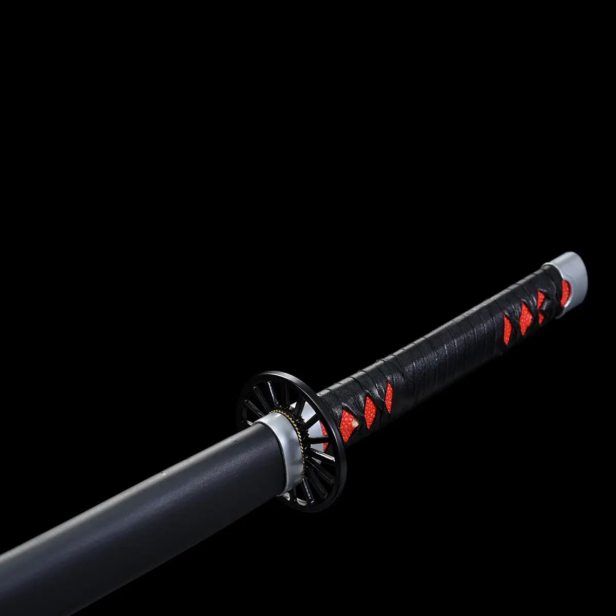 Réplique du sabre japonais de Tanjirou, Katana Nichirin Noir Demon Slayer, lame noire avec détails authentiques.